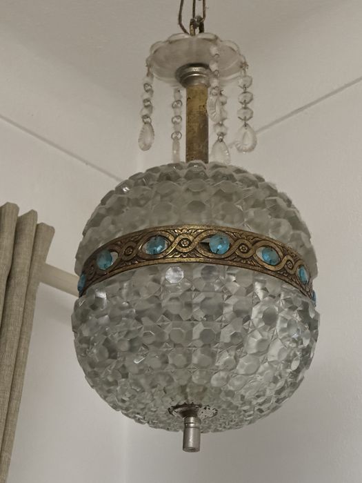 Candeeiro de teto antigo de vidro cristal