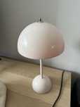 Różowa lampa Lampka na baterie Sinsay