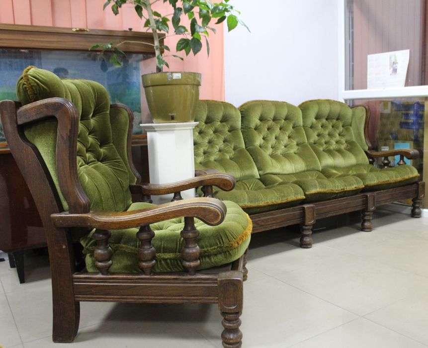 Продам диван +2 кресла