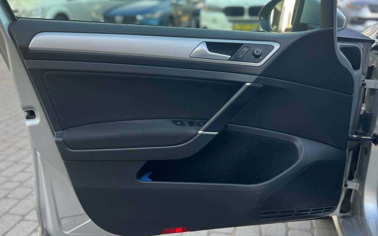 Volkswagen Golf 2014