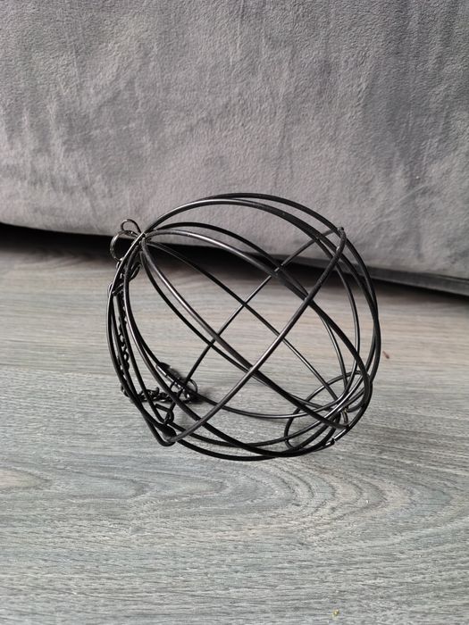 Trixie metalowa kula na siano