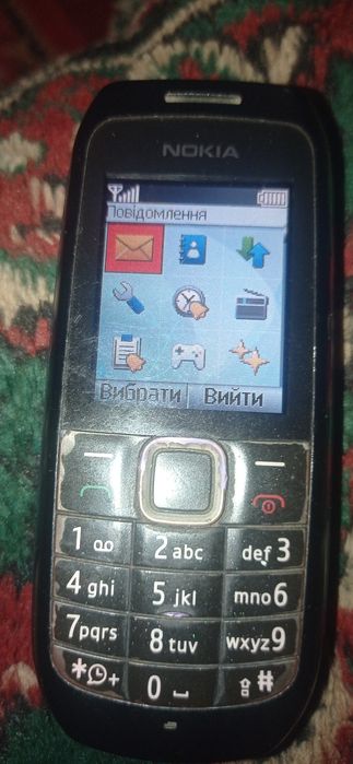 Продам кнопочні телефони.