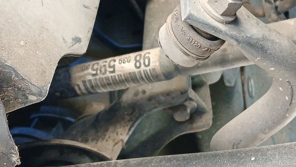 Transmissão frente esquerda PEUGEOT 208