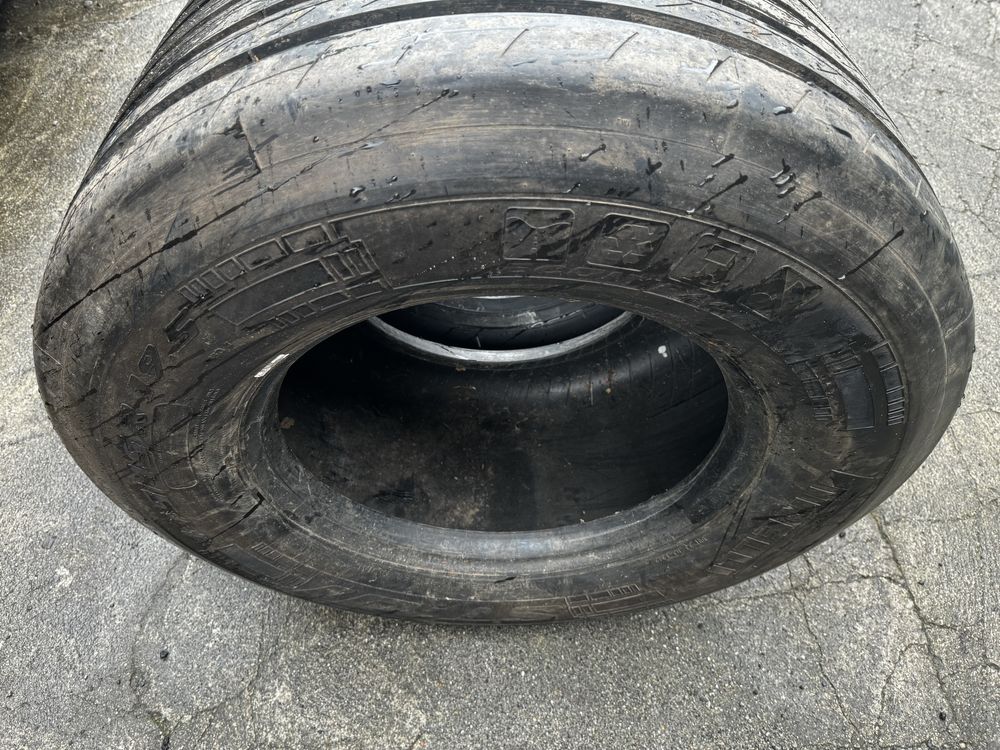 Шина вантажна прицепна 445/45R19,5 Pirelli ST:01 M+S