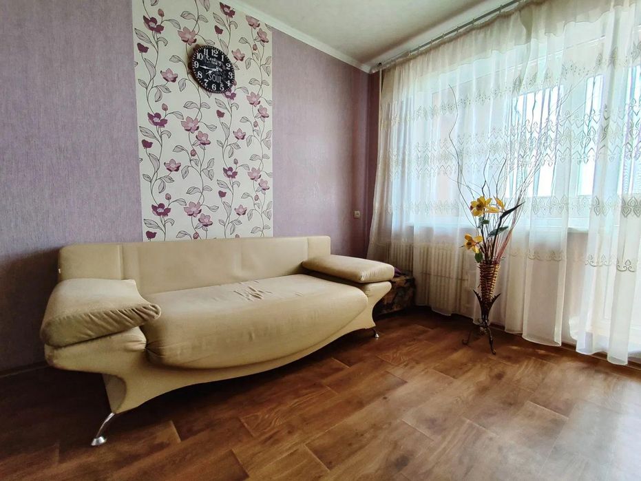 Продам 1-кімнатну квартиру, поруч метро Наукова
