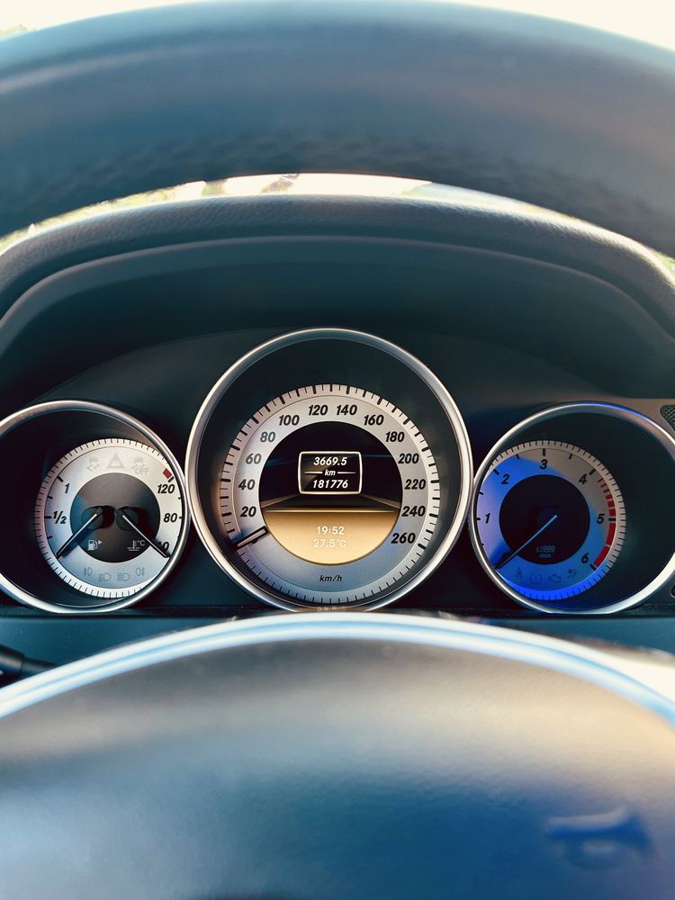 Mercedes Benz C 220 AMG