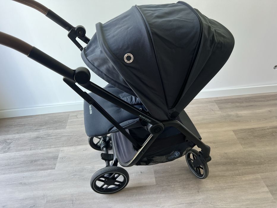 Carrinho de Bebé Maxi-Cosi Leona 2