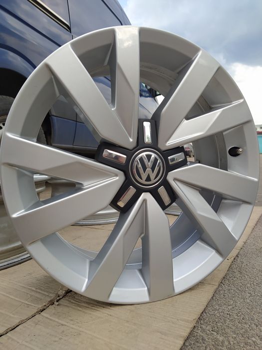 Диски Volkswagen Passat Touran Golf Jetta Caddy Skoda Octavia 16(5*112