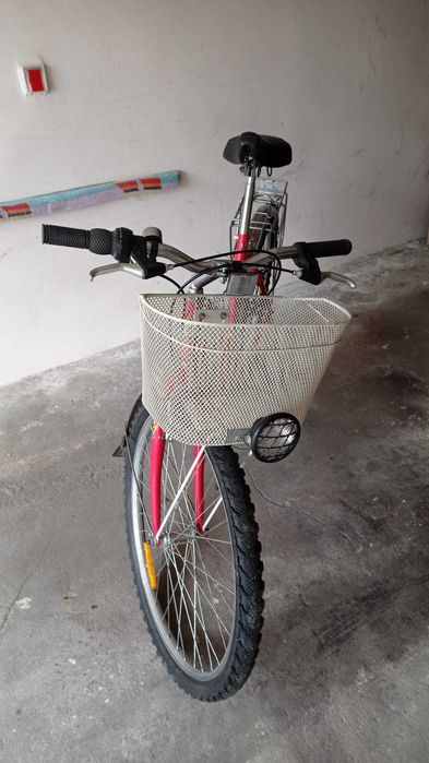 Rower damski z koszykiem