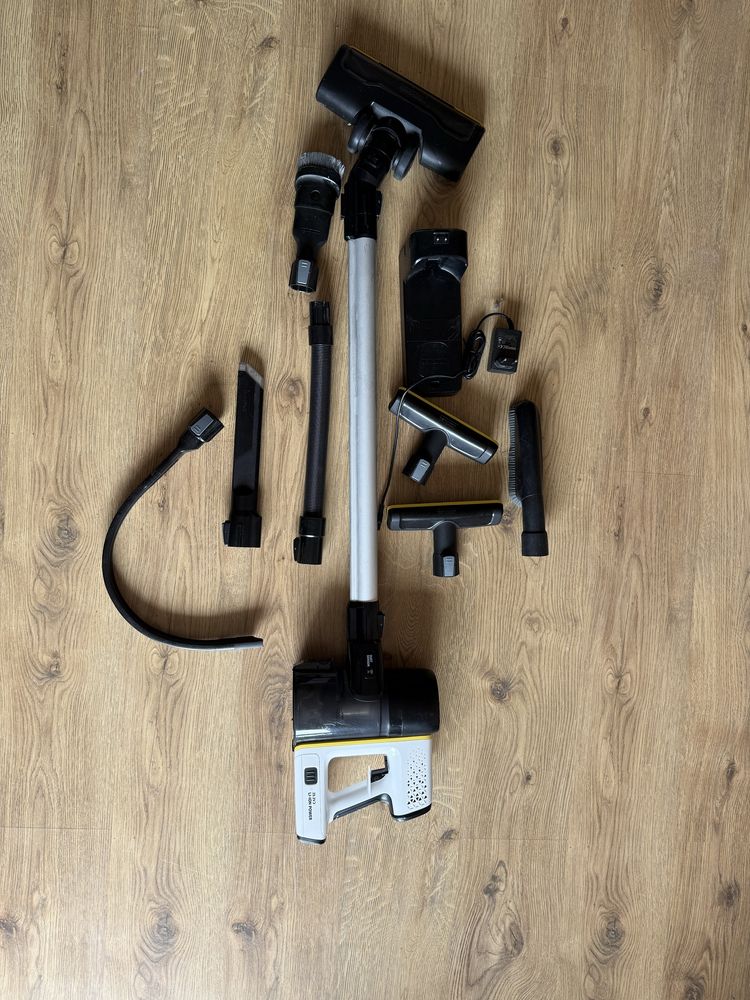 Karcher VC7 z końcówkanmi.