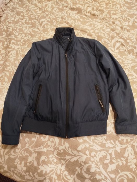 PROMOÇÃO -  Impermeável/ blusão Lion off Porches