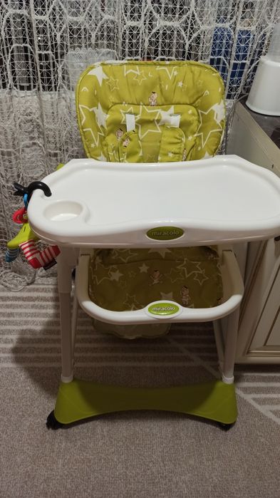 Продам столик для годування мобіль в подарунок