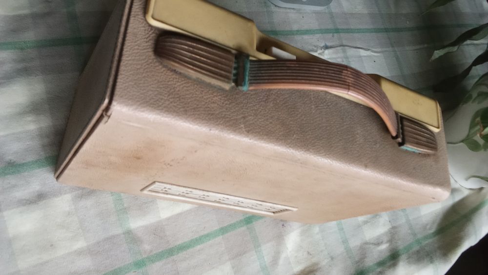 Radio antigo Philips "All TRANSISTORr"