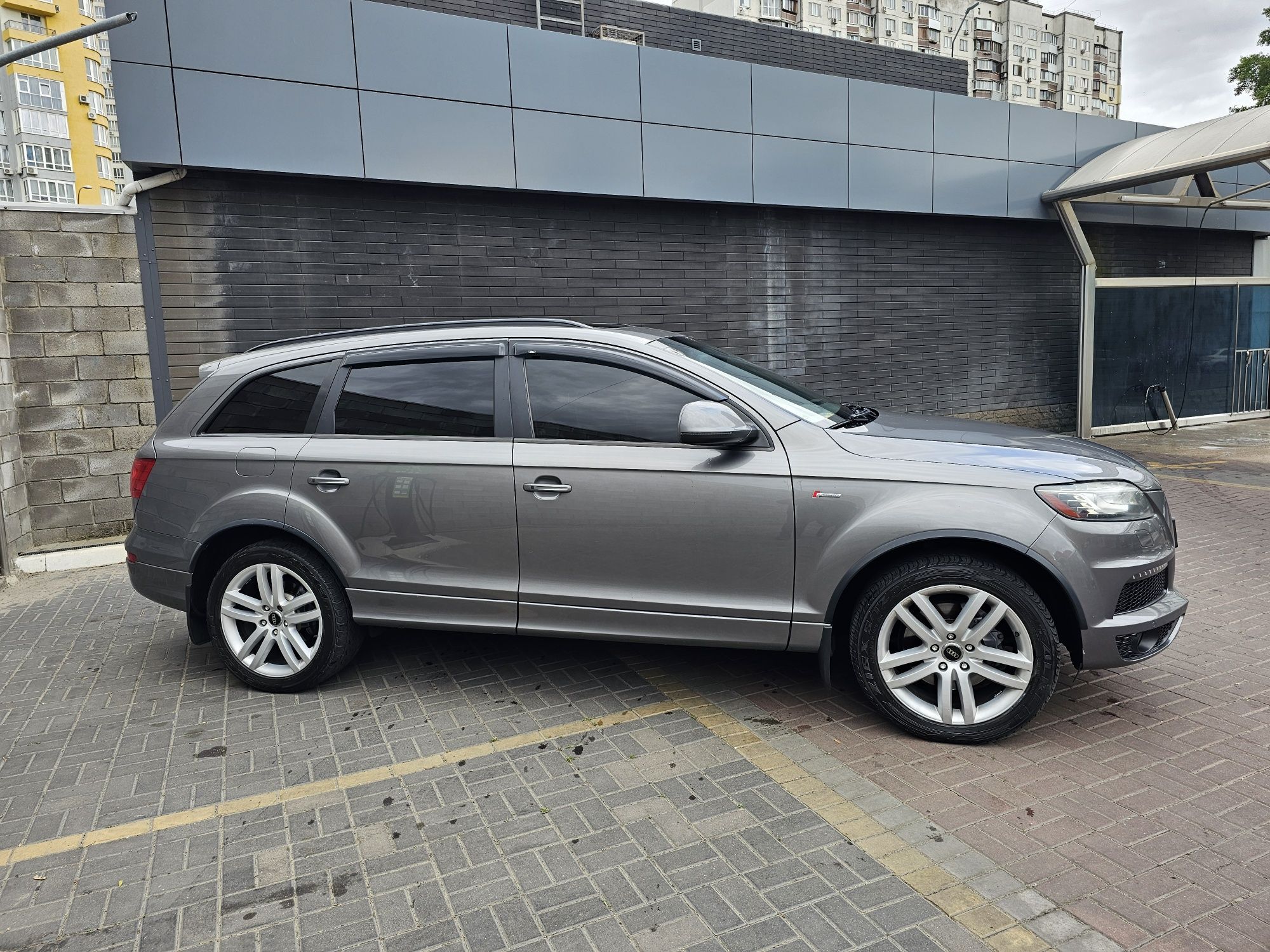 Продам Audi q7 2013 ГБО MRC