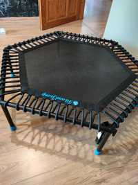 Trampolina fit and jump