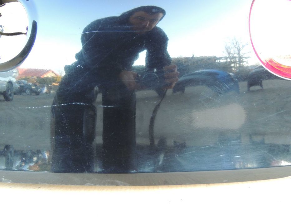 Klapa tył tylna pokrywa bagażnika Volkswagen Golf 5 V 03,04,05,06,07