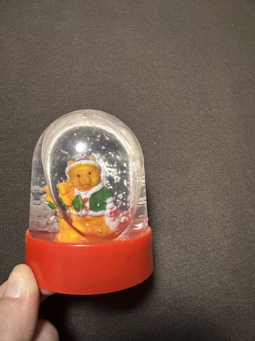 Kula swiateczna z misiem