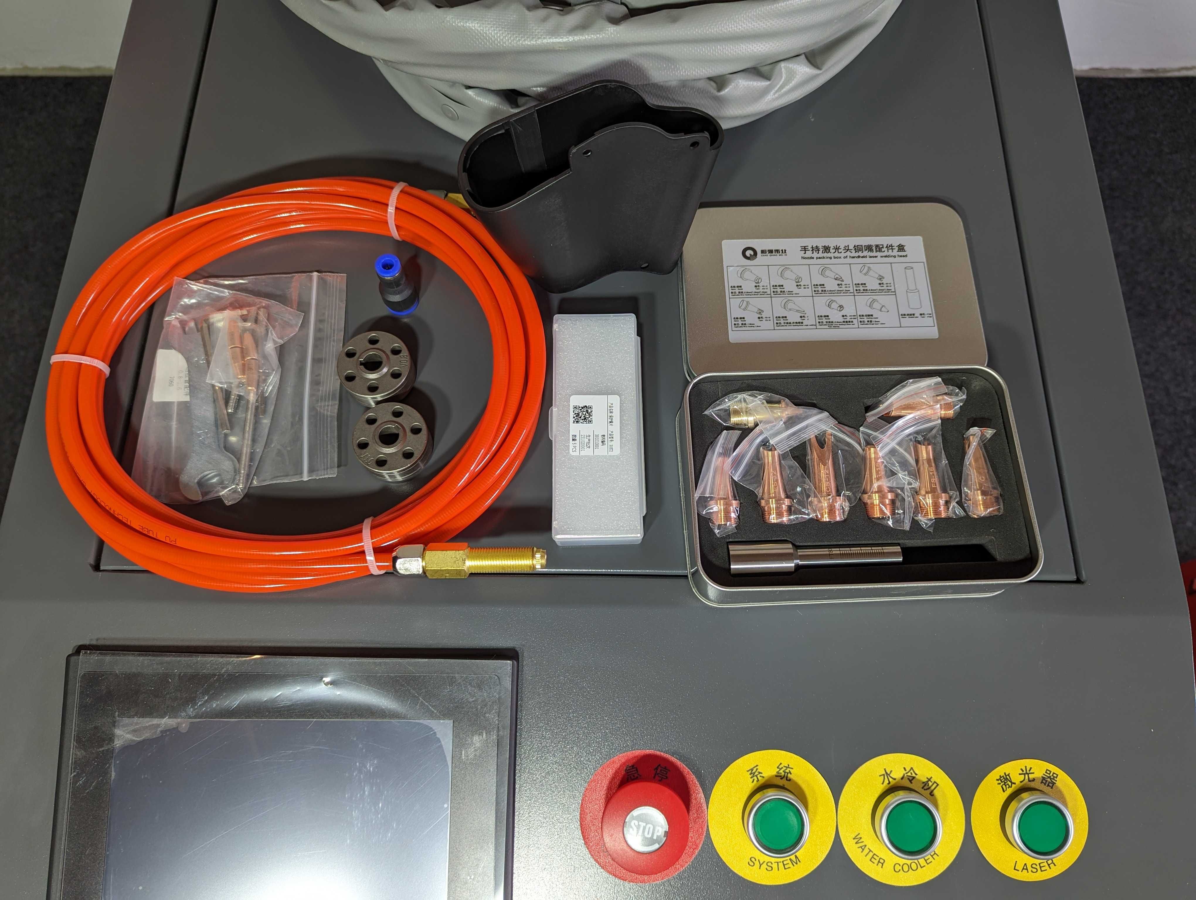 LWM-1500MS 4в1 лазерна зварка/різка/чистка/чистка шву MAX 1.5 kW