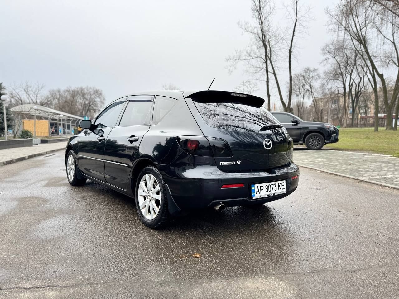 Mazda 3 hatchback 1.6l.
