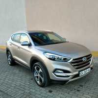 Hyundai Tucson 1.6 benzyna Platinium Sunset Gold Stan Salonowy Serwis