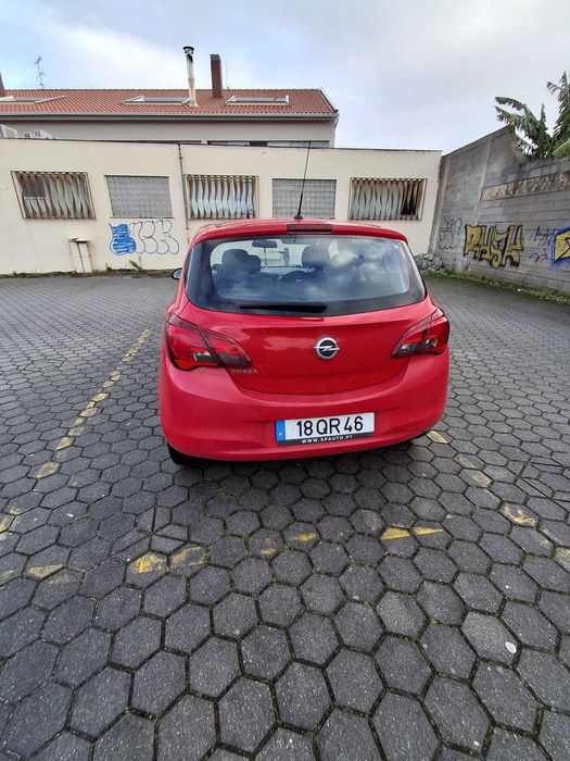 Opel Corsa 1.2 color edition