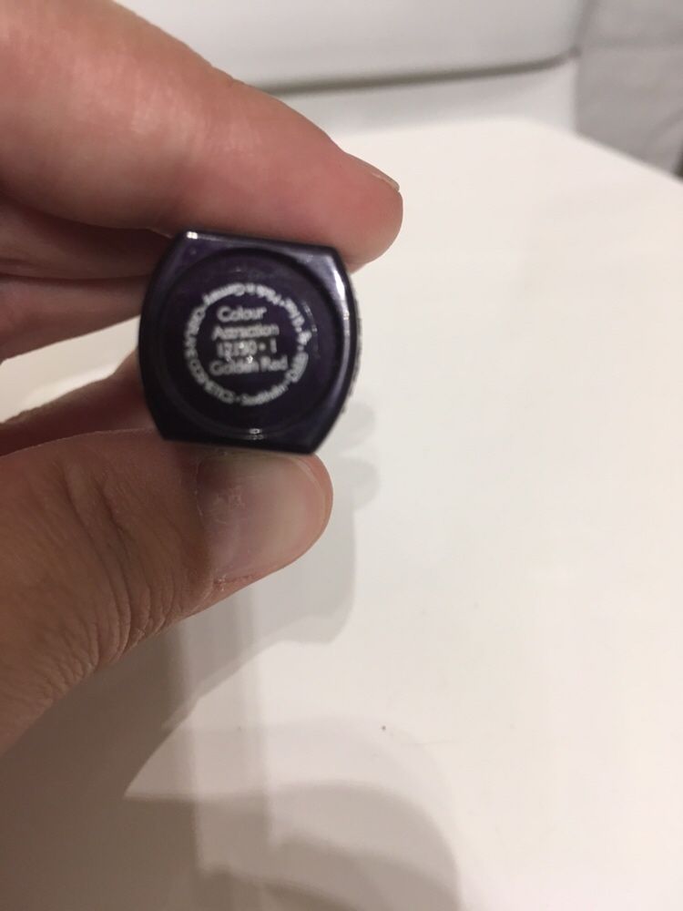 Batom oriflame vermelho