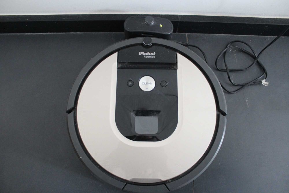 Roomba 965 em bom estado