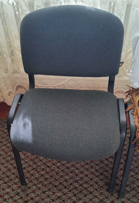 Стул офисный, темно серый