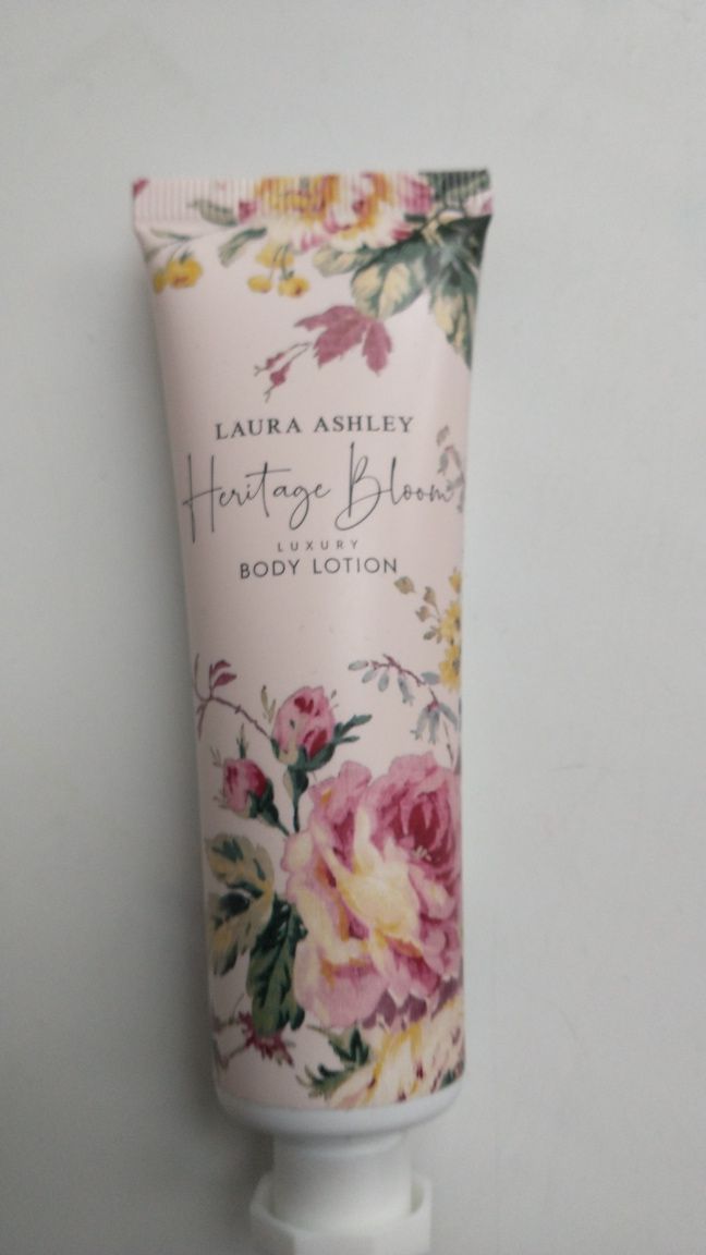 Balsam body lotion Laura Ashley 50 ml nowy