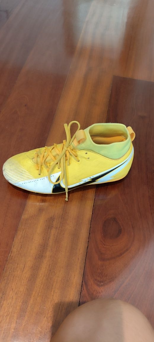 Chuteiras Nike Mercurial
