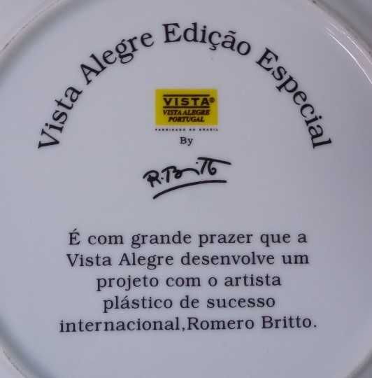 Prato em porcelana Vista Alegre assinado ROMERO BRITTO (1963)