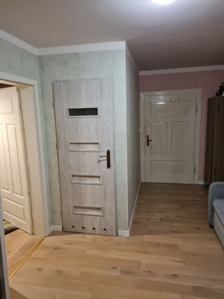 Apartament pod grzybkami skalnymi