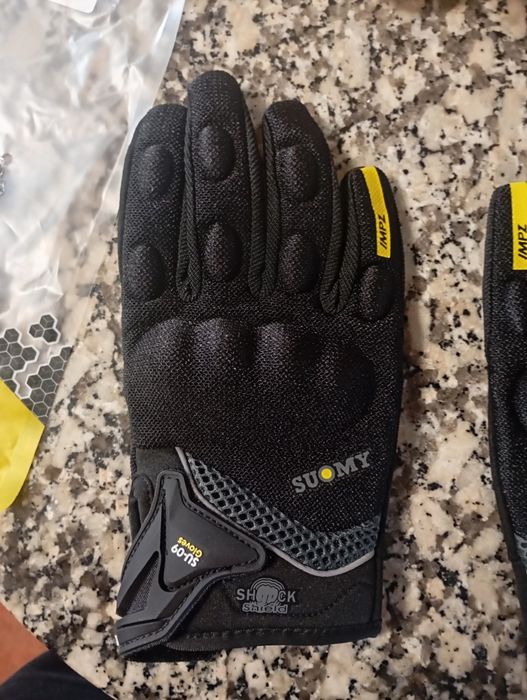 luvas Suomy SU-09