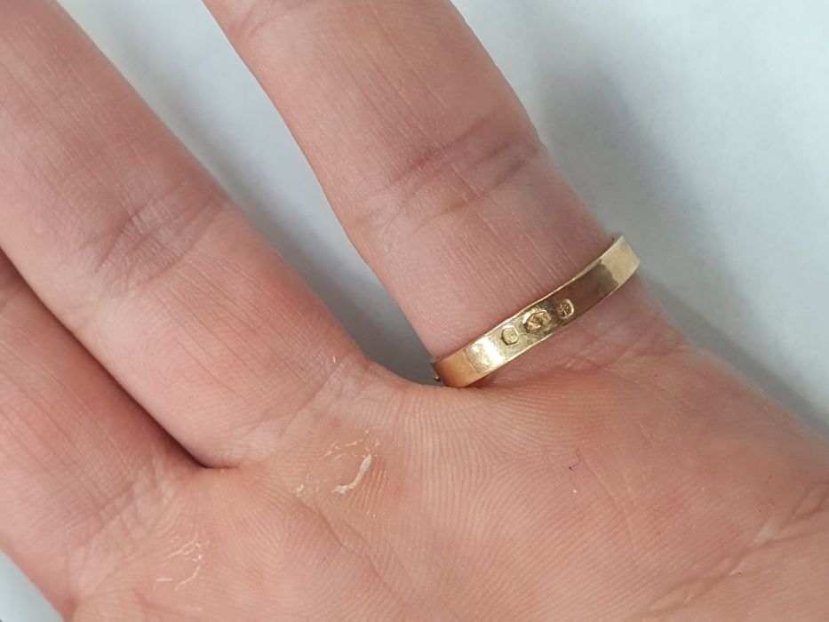 II poł. XX wieku! Złoty pierścionek/ WARMET/ 5.07 gram/ R15/ Ametyst