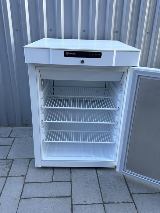 Професійний Холодильник gram k210lg 3w