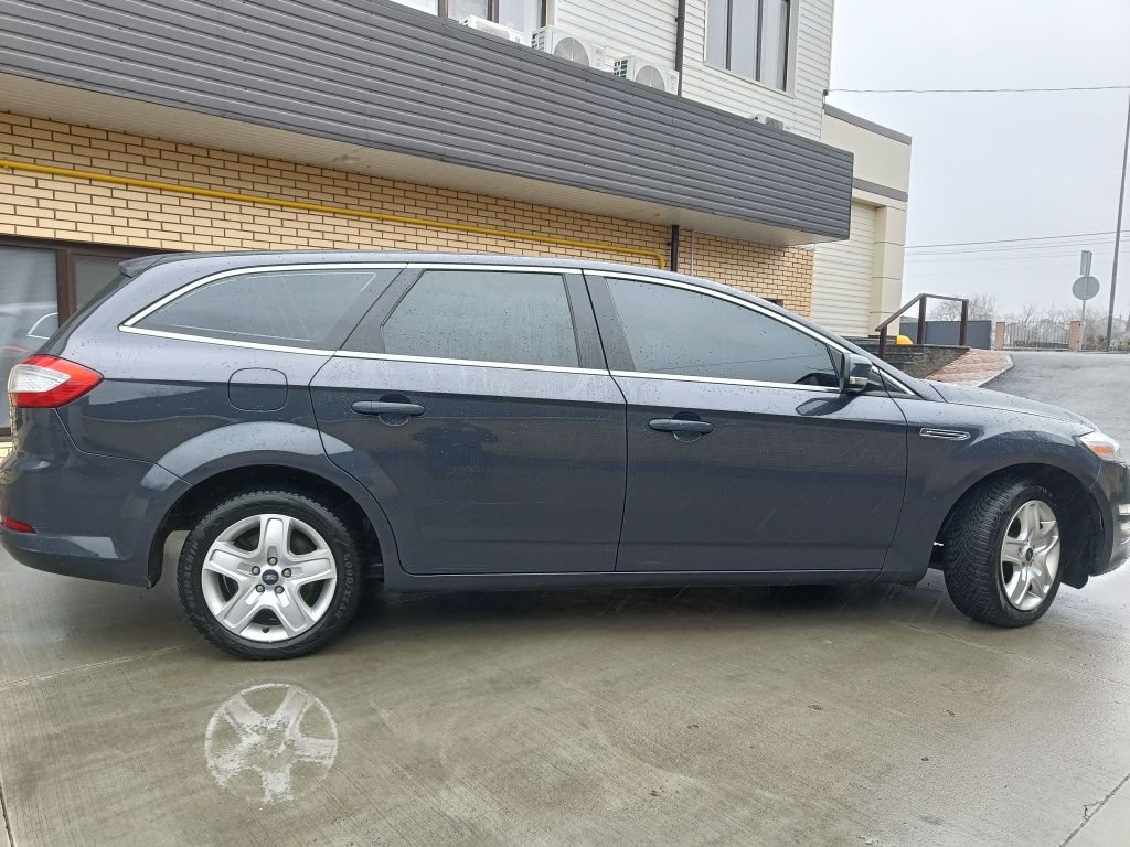 Ford Mondeo IV 2012 2.0 diesel