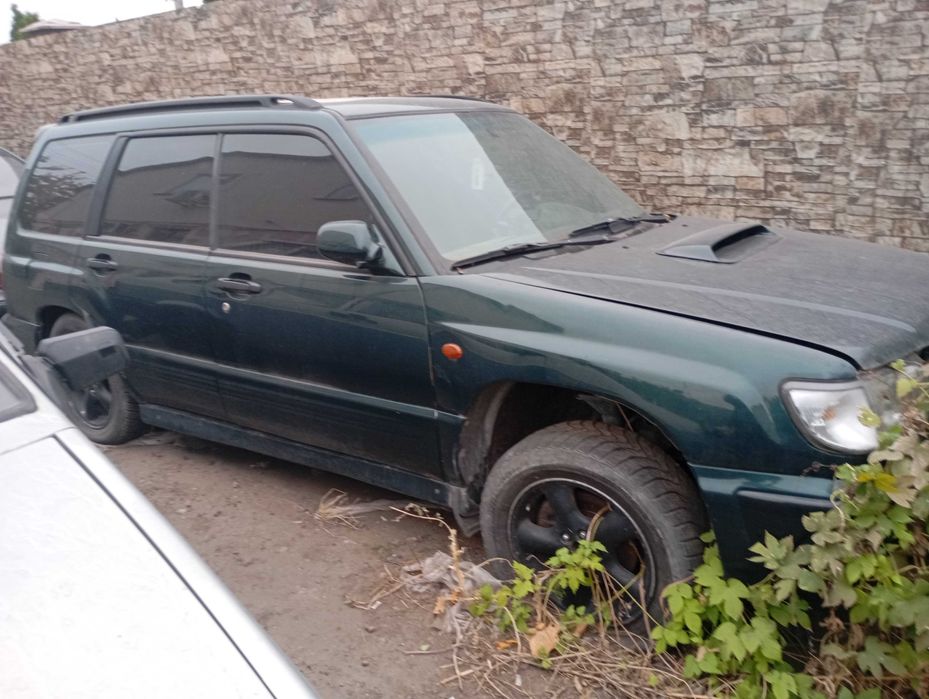 В рассрочку Subaru Forester требующий сборки двигателя
