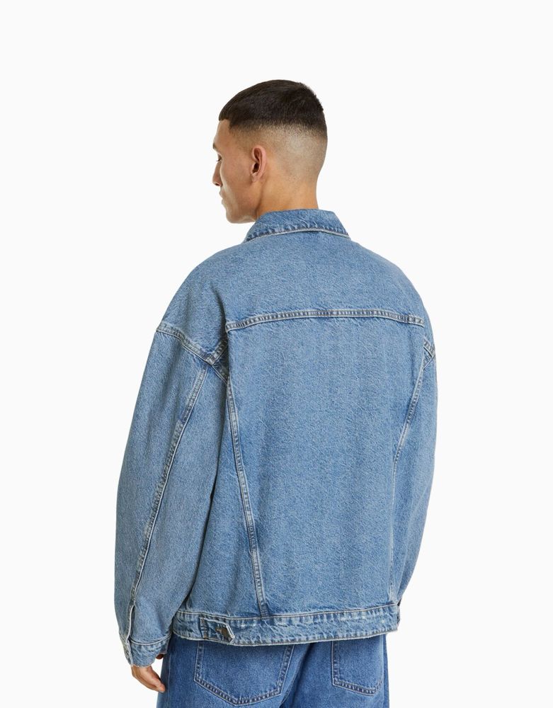Джинсовка Bershka Denim Oversize Jacket (M-L) синя чоловіча на осінь