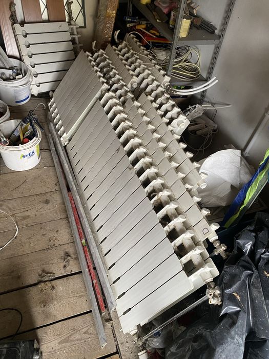 Grzejnik Żeberkowy z termostatem