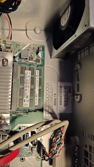 Komputer Wincor Nixdorf Beetle /M-III 8GB RAM, 500GB HDD, G1820