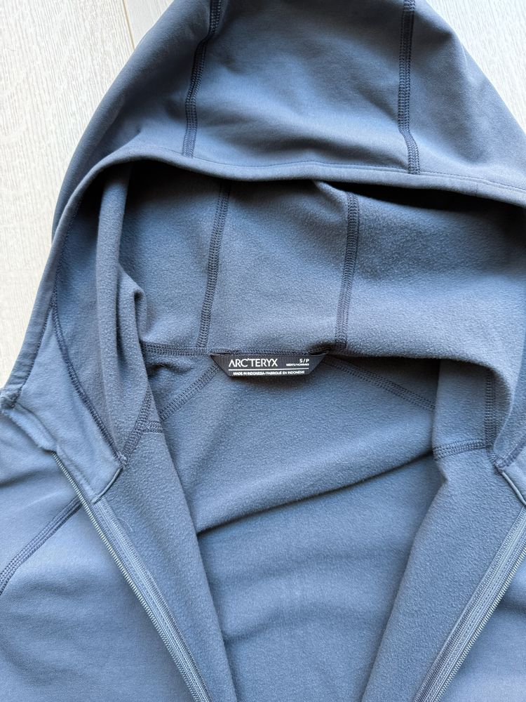 Bluza polarowa Arcteryx Kyanite Lightweight Hoody