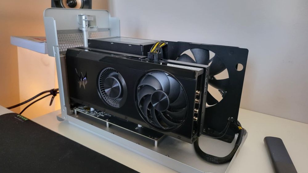 Acer Predator BiFrost Radeon RX 7600 OC 8 GB GDDR6 1‎28bit