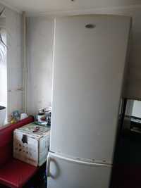 Холодильник wirpool 2м