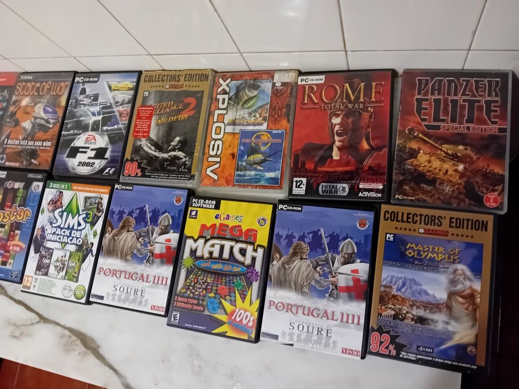 Conjunto de 15 Jogos Pc Diversos