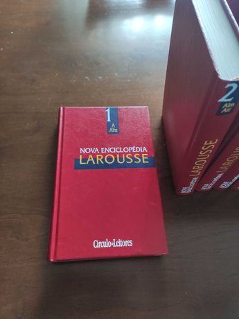 Nova Enciclopédia Larousse (22 volumes) - como nova