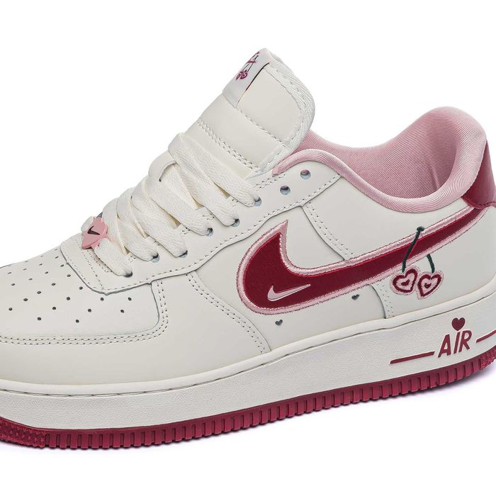 Женские кроссовки Nike Air Force 1 Low "Valentine's Day Cherry" 36-40