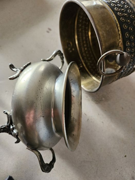 Vaso/floreira latão