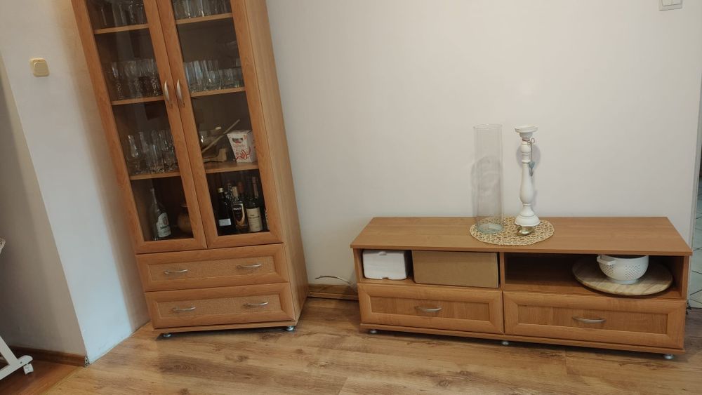 Zestaw mebli witryna komoda szafka RTV stół