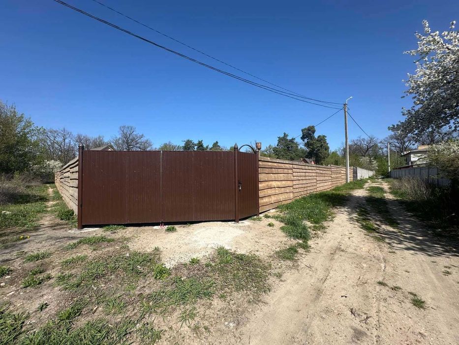 Продам земельну ділянку 10 сот в смт Ворзель, вул. Мічуріна!