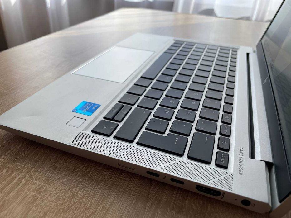 Ноутбук HP EliteBook 830 G8 клавіатура топкейс, кришка матриці